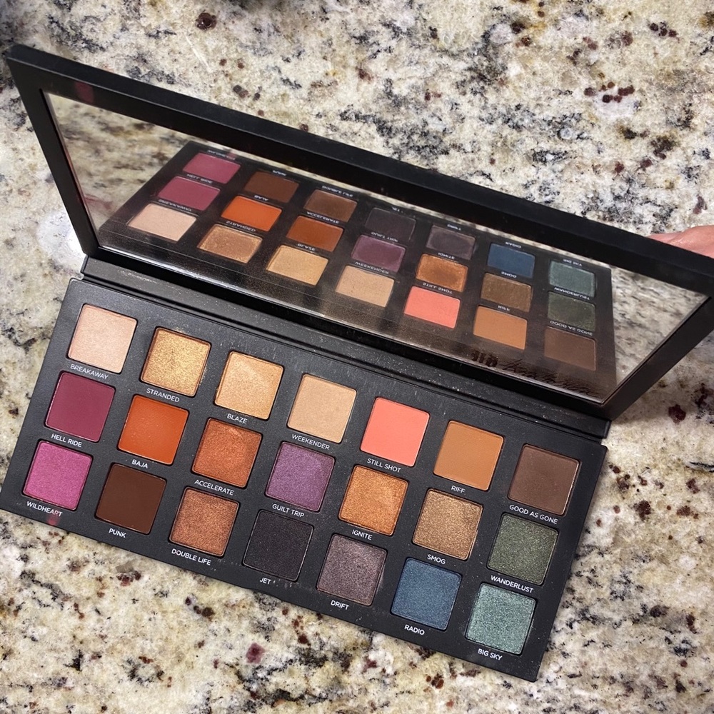 Urban Decay Born To Run Palette